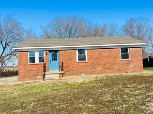 1410 Meadow Dr, Union City, TN 38261