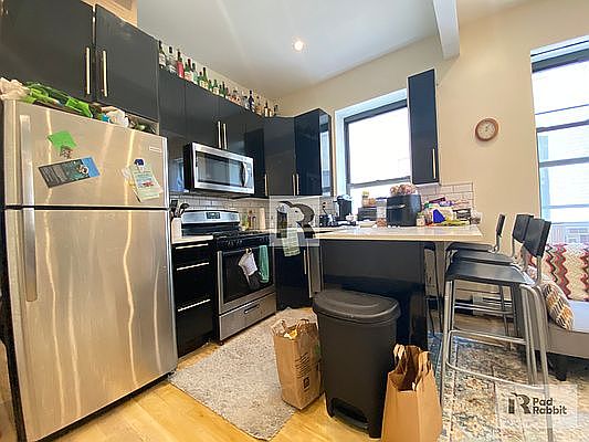 2nd image of 44 Mac Donough St #3DD