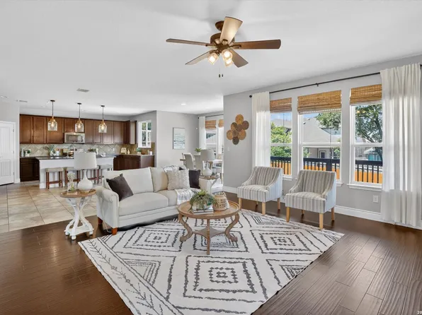 7407 Valle Msn, Boerne, TX 78015