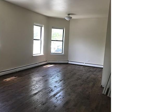 2nd image of 4910 W Jackson Blvd APT 1