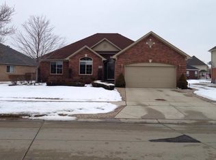 21665 Castellana Dr, Macomb, MI