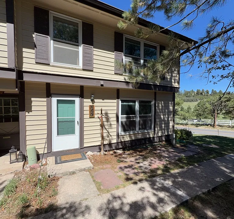 397 Raspberry Ln