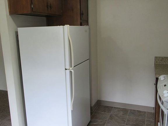 5th image of 1107 Waller St SE #0