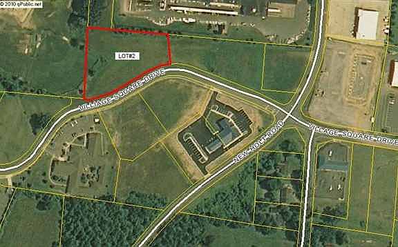 3rd image of 4935 Village Square Dr