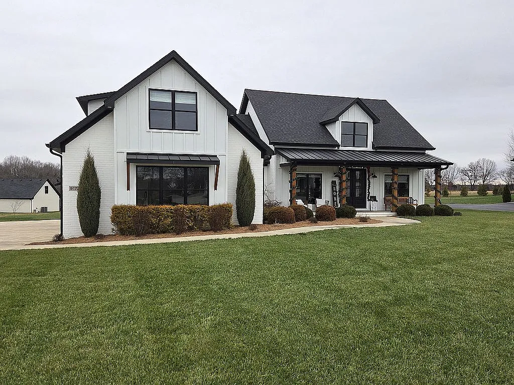 9172 Poplar Grove Ln photo 1
