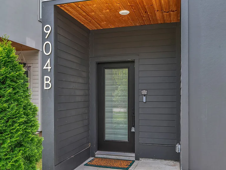 904B Cahal Ave — Photo 3