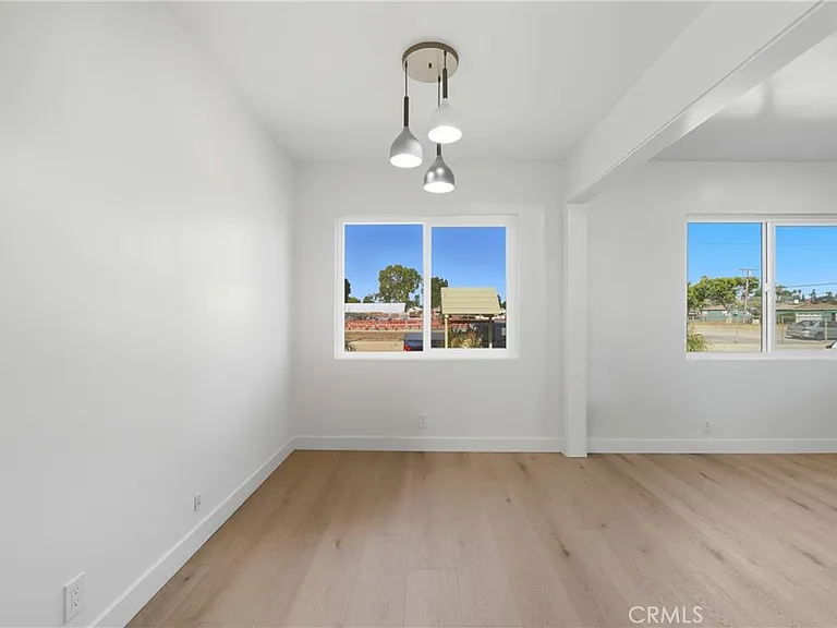 9312 S 6th Ave #9312 — Photo 2