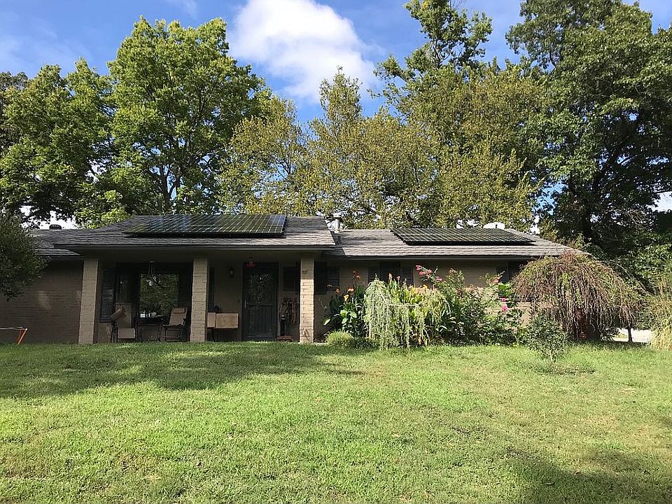1st image of 1402 NW 12th St