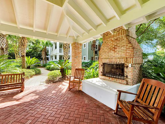 2nd image of 9201 Market Street Inn Unit 166