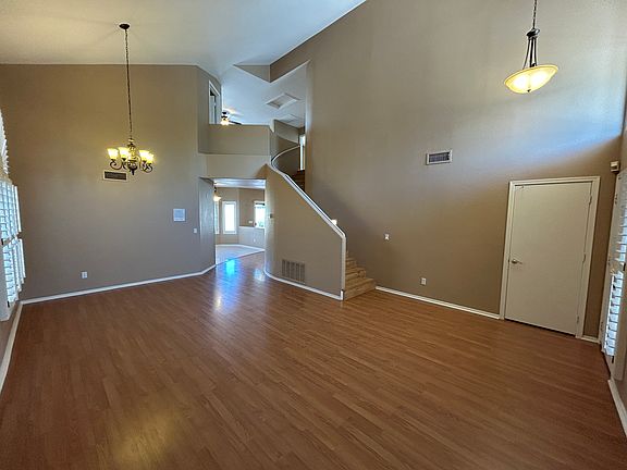 4th image of 4334 E Anderson Dr