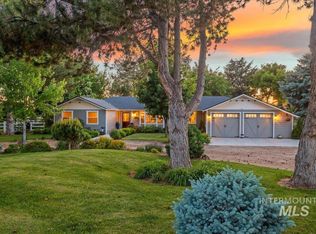 3285 N Shadow Hills Dr, Eagle, ID 83616