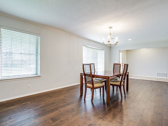 4th image of 3212 Waldrop Dr