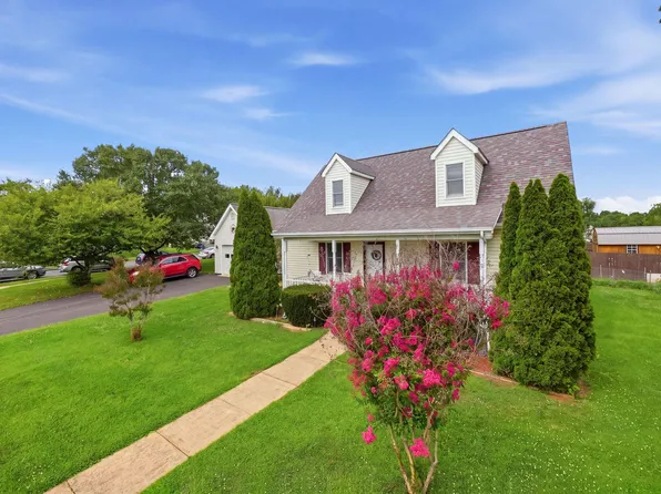 11747 Battle Ridge Dr, Remington, VA 22734