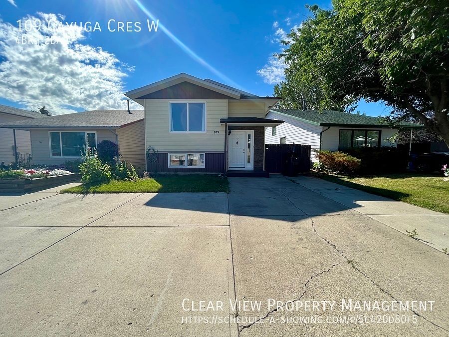 1st image of 109 Cayuga Cres W