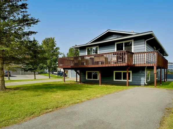 7201 Sanak Cir, Anchorage, AK 99504