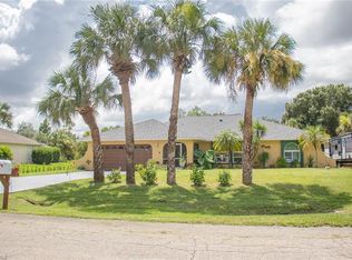511 Washington Ave, Lehigh Acres, FL 33972