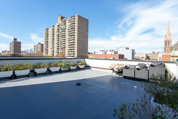 Rented by Compass | media 6