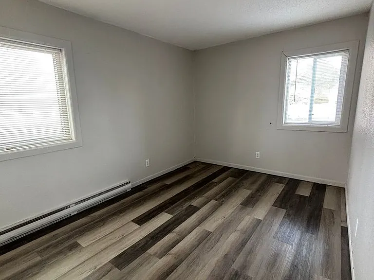 Cedar Crest Apartments — Photo 22