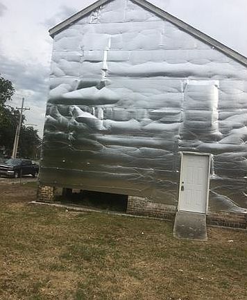 5th image of 5588 Woodlawn Pl