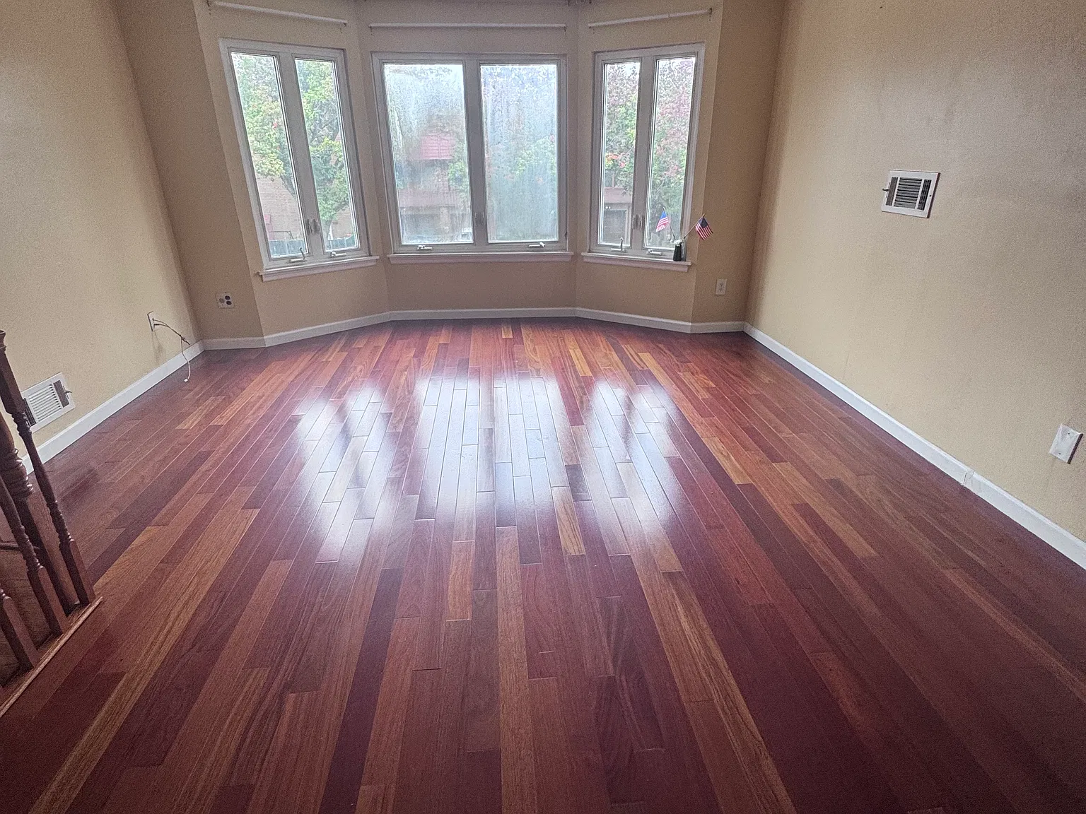 3 bed, 1285 sqft, $3,000 — Photo 3