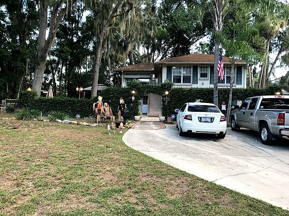 2nd image of 608 Mound Ave