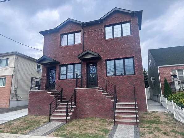 (undisclosed Address), Rosedale, NY 11422