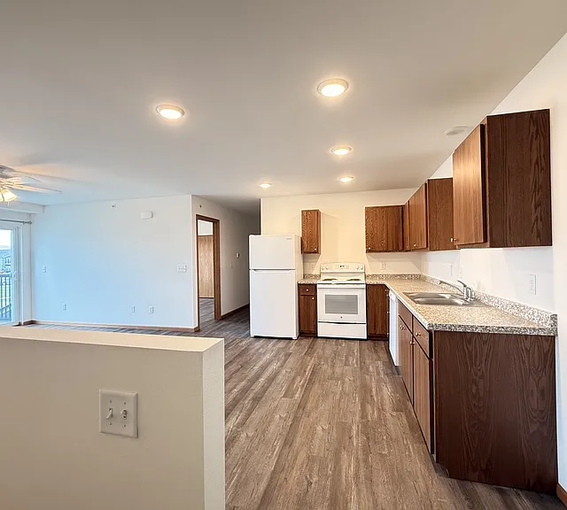822 Kennedy St #207 — Photo 3