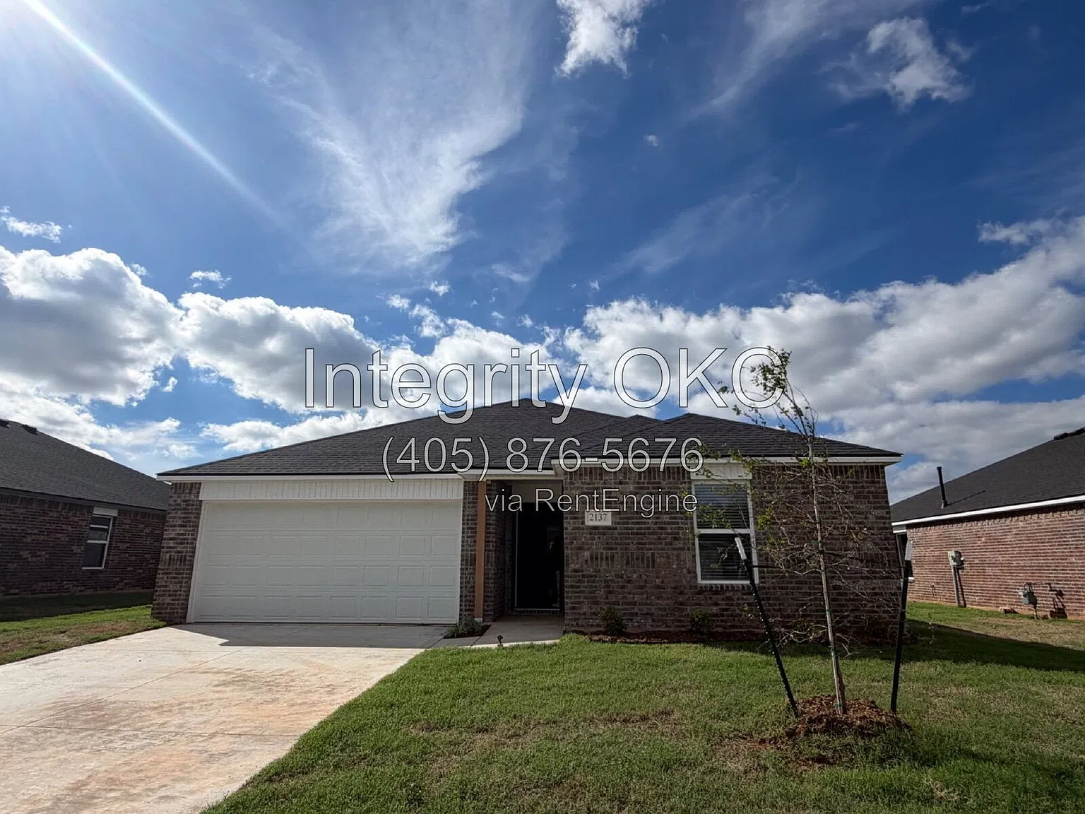 4 bed, 2.0 bath, 1985 sqft, $2,000 — Photo 2