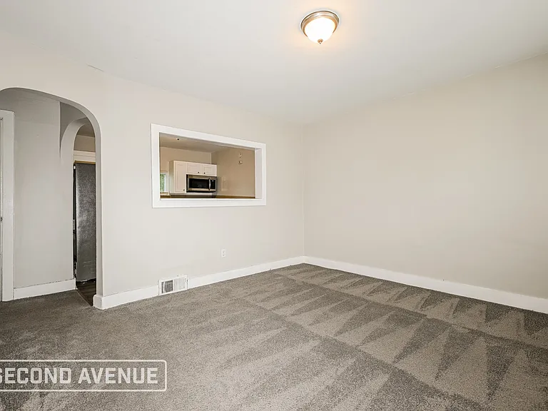 1228 Eckert Rd — Photo 3