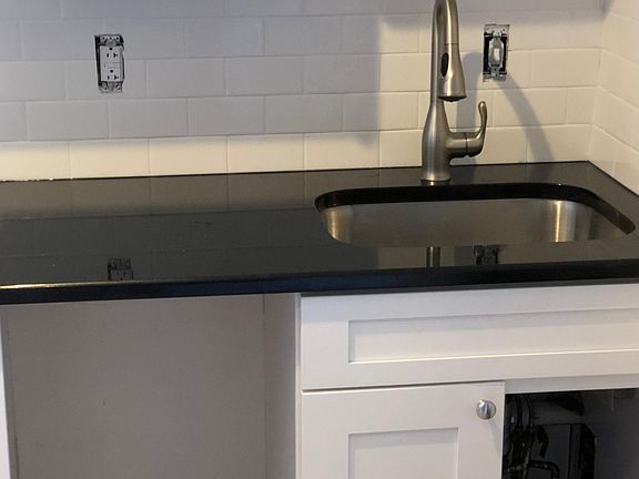 5th image of 8001 Germantown Ave #36
