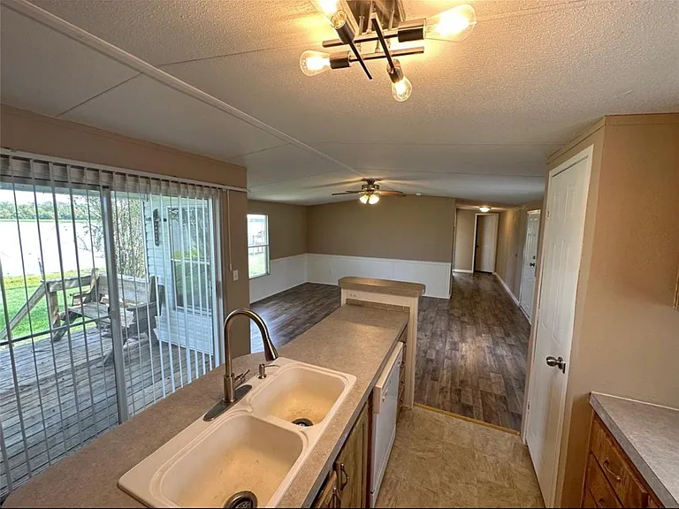 14 Walnut Bnd — Photo 3