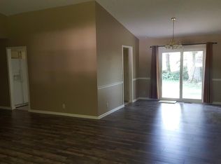 529 S Sunblest Blvd, Fishers, IN 46038