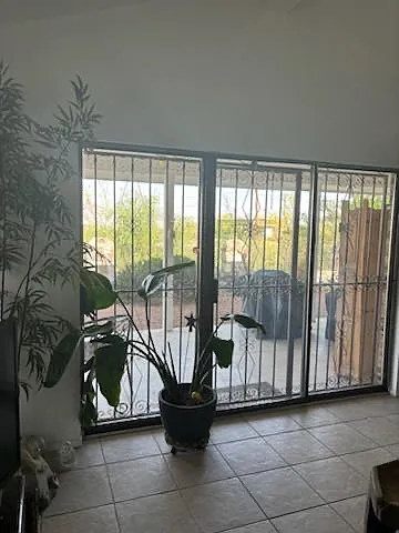 3220 Canyon Point Ln — Photo 2