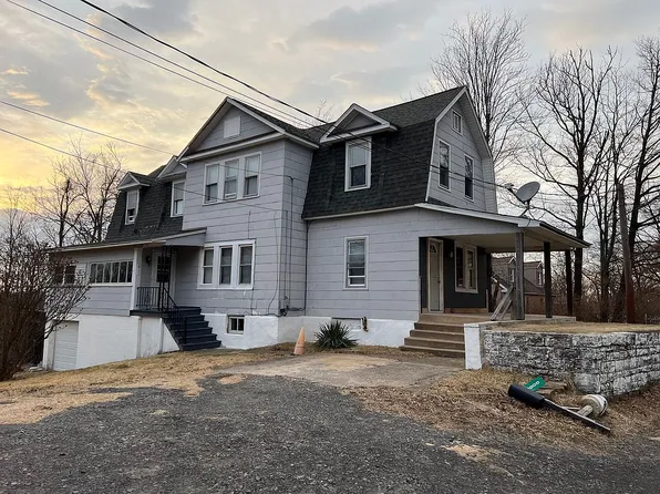 1600 Bear Creek Blvd #Tw, Wilkes Barre, PA 18702