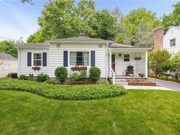 453 Landing Rd N, Rochester, NY 14625