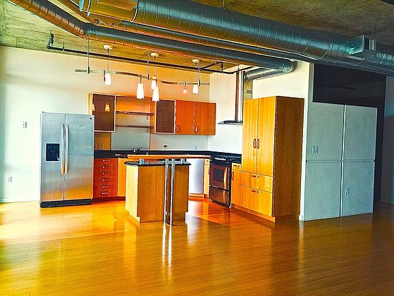 4th image of 1404 Wewatta St #712