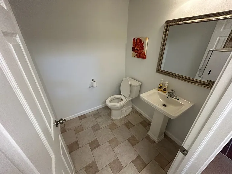 510 Cass St — Photo 14