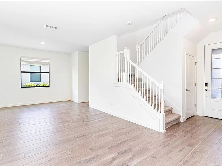 4873 Seafoam Trl — Photo 7