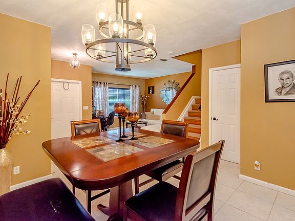 5th image of 9540 Bradshaw Ln