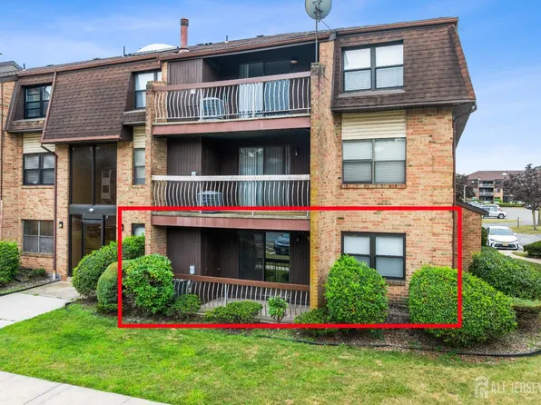 1602 Raspberry Ct, Edison, NJ 08817
