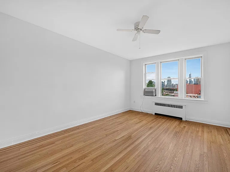 108 Palisade Ave #A2 — Photo 1