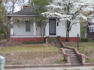 2033 Walker Ave, Greensboro, NC 27403