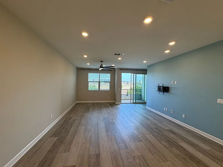1922 Strata St #5 — Photo 11