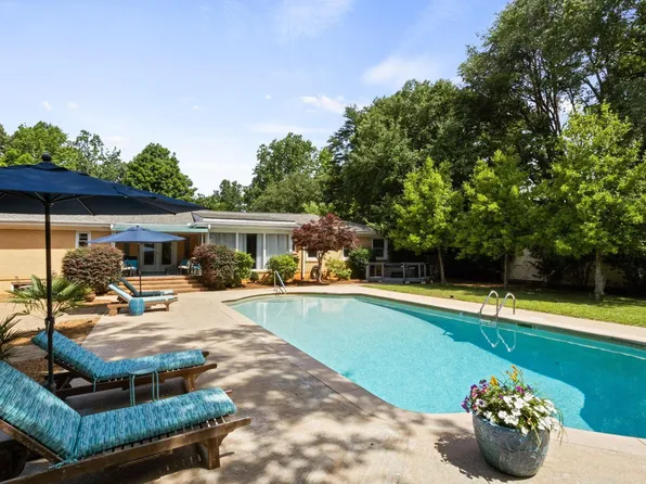 122 Bradley Blvd, Greenville, SC 29609