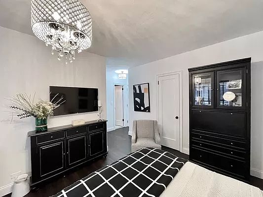 3rd image of 5 Tudor City Pl APT 2110