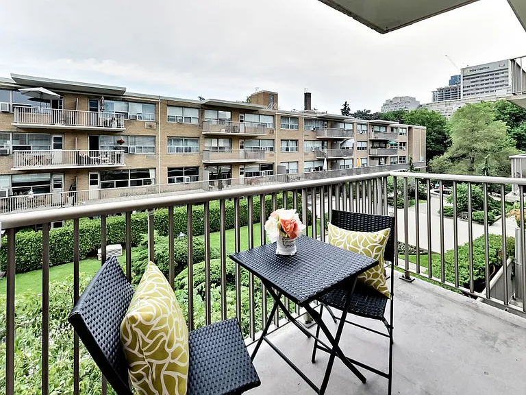 5 Elm Ave #217 — Photo 3