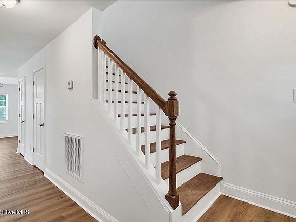 4th image of 425 S Hardin Street