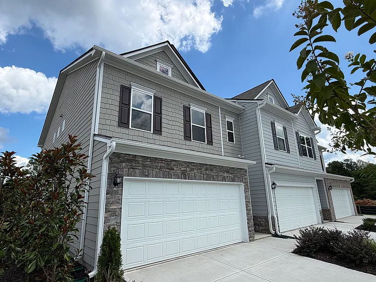 4917 Dresden Loop — Photo 41