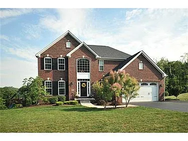 1602 Twin Oaks Dr photo 1