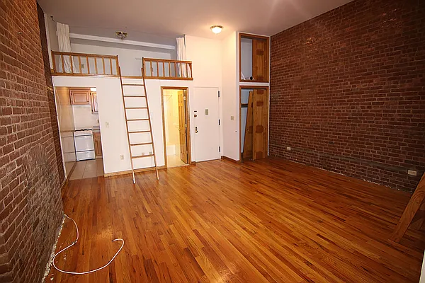 Rented by Guidance Realty Corp. | media 3